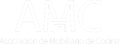 Logotipo de la Asociación de Mobiliario de Cocina en color blanco sobre fondo oscuro.